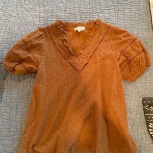 Böhme rust colored top